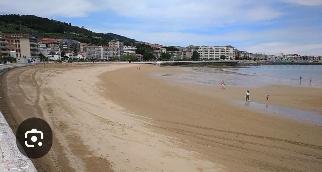 Apartamento Castro Urdiales Con Garaje Y Piscina ,Cerca Playa Kültér fotó